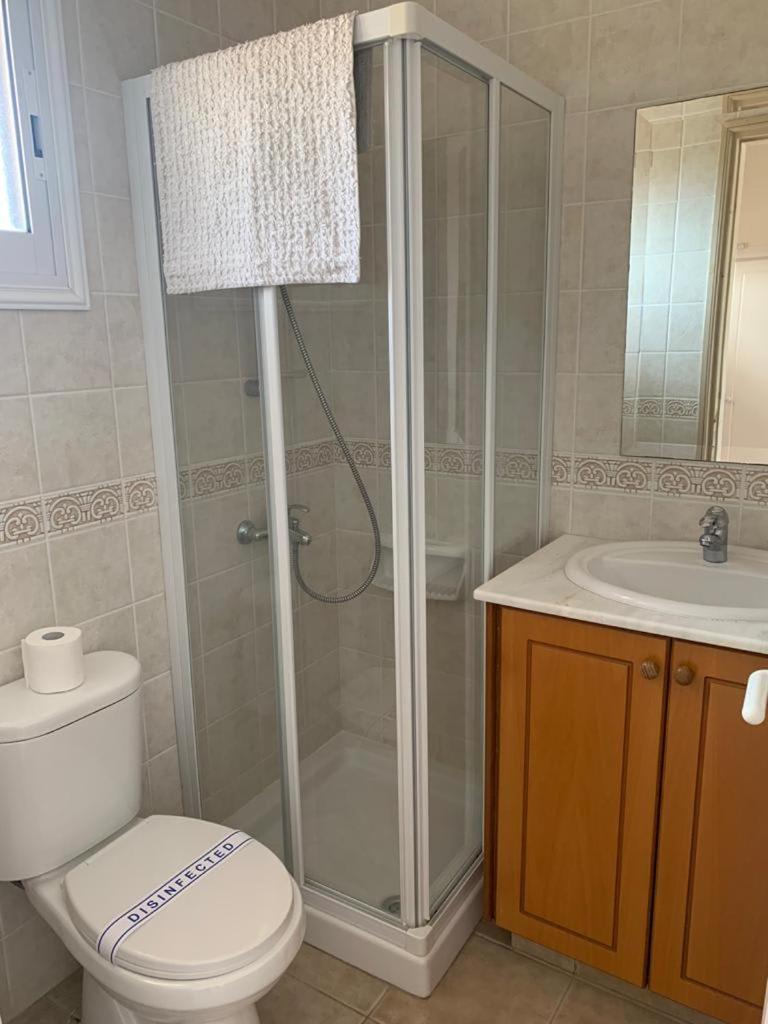 Regina Gardens - Spacious 3 Bed, 2 Bath Maisonette Paphos Extérieur photo